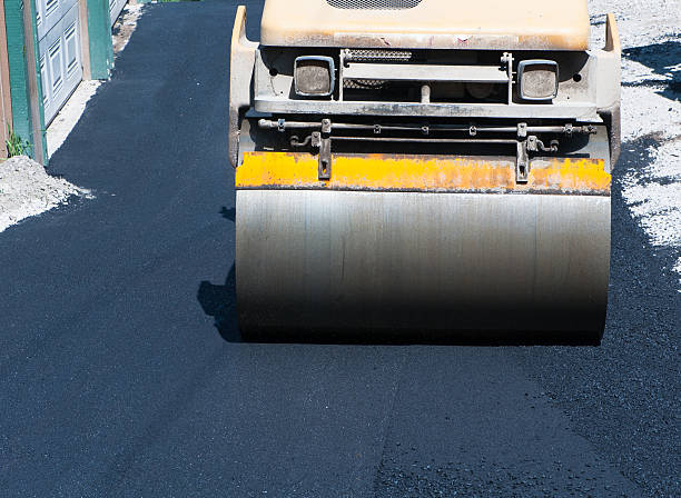 Best Recycled Asphalt Driveway Installation  in Schertz, TX